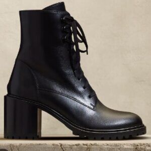 NWT Banana Republic Mid-heel Combat Lace Up  Boots, 8M, Made In Italy!